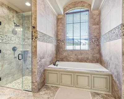 $295,000 | 813 Flambant Drive, Broussard, LA 70518