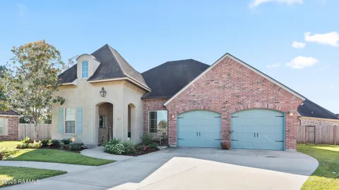 $295,000 | 813 Flambant Drive, Broussard, LA 70518