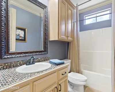 $295,000 | 813 Flambant Drive, Broussard, LA 70518