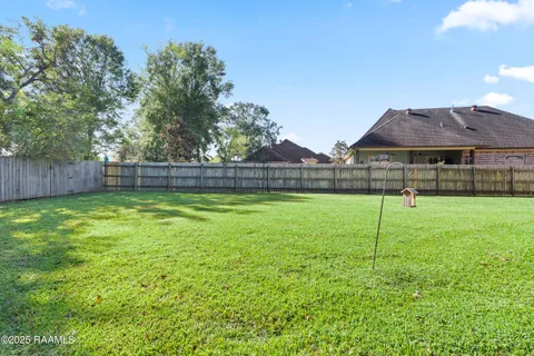 $295,000 | 813 Flambant Drive, Broussard, LA 70518