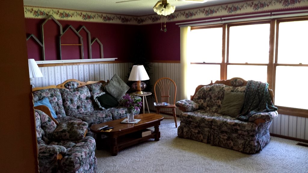 1555 West Jordan Road Mount Pleasant, MI 48858 - Photo 2 of 23 1801266-1.JPG