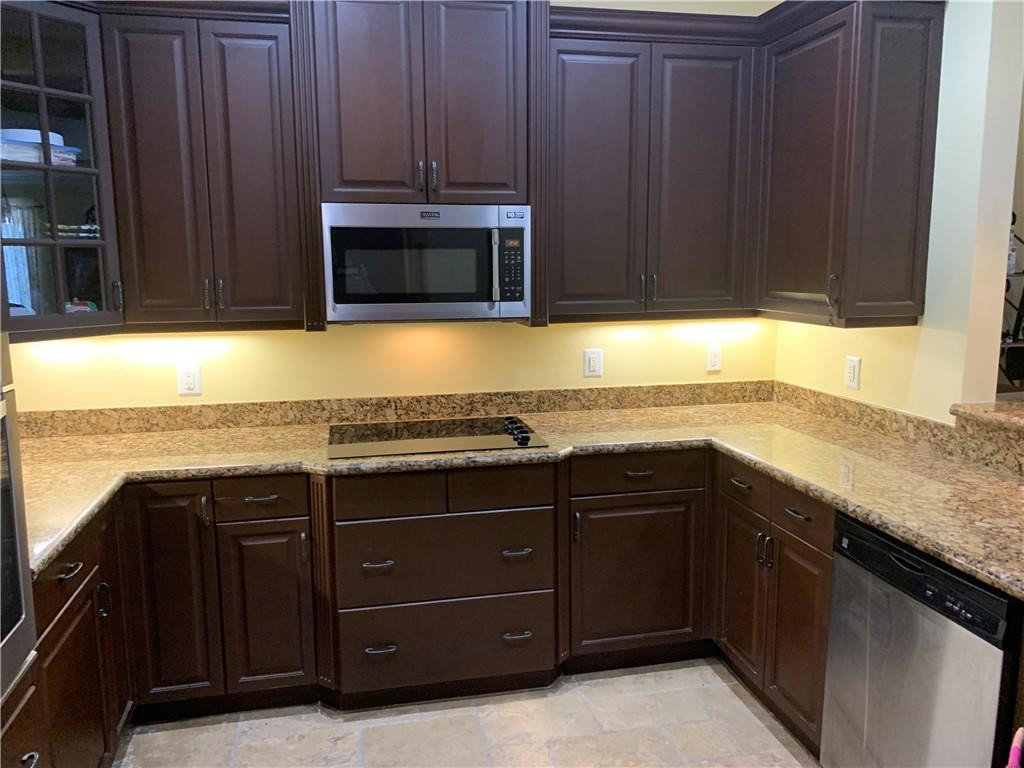 360 Northeast 69th Circle, Unit 6 Boca Raton, FL 33487 - Photo 8 of 24 Photo 8