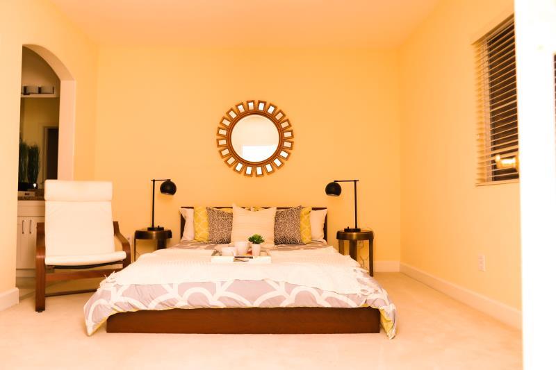 190 Rainbow Place Milpitas, CA 95035 - Photo 6 of 18 a bathroom with a sink and a mirror