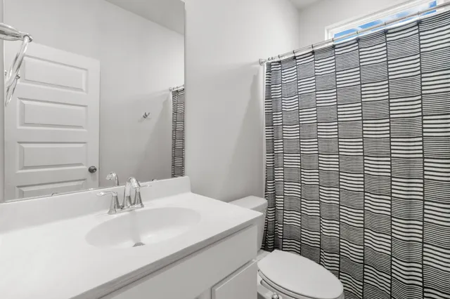 $2,700 | 225 Red Blf Street, Summerville, SC 29483