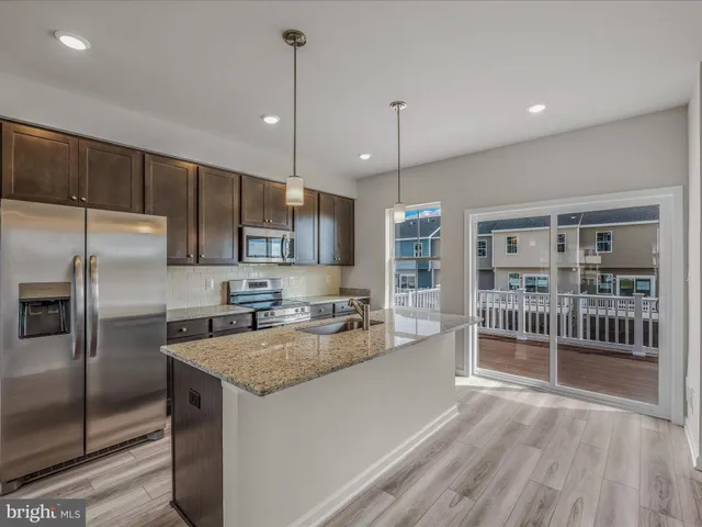 $2,100 | 1230 Cedar Vly Road, Ranson, WV 25438