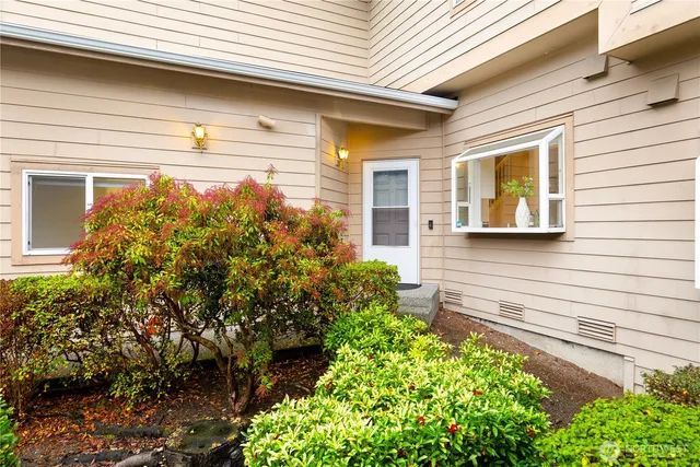 $599,950 | 20901 Cypress Way, Unit 16, Lynnwood, WA 98036