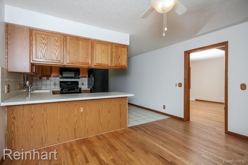 5338 Textile Road Ypsilanti, MI 48197 - Photo 11 of 56 011-Dining_Room-1516057-mls.jpg