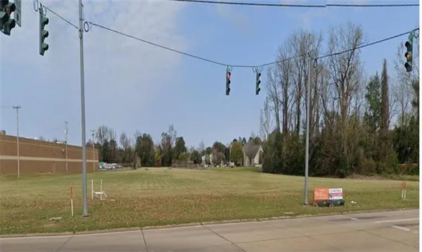 $325,000 | 0 Memorial Drive, Alexandria, LA 71301