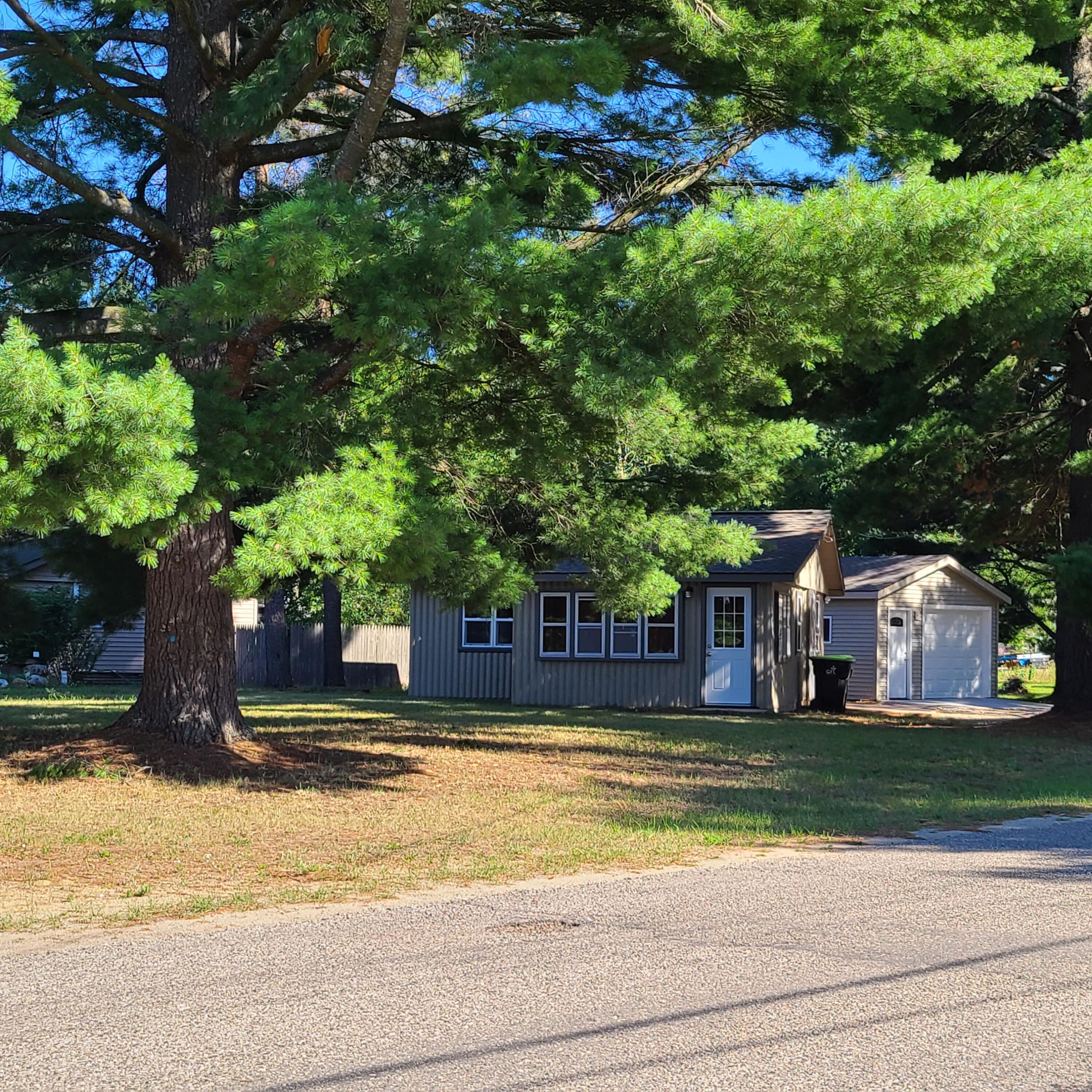 9178 Manistee Road St. Helen, MI 48656 - Photo 27 of 33 Gallery Image 27