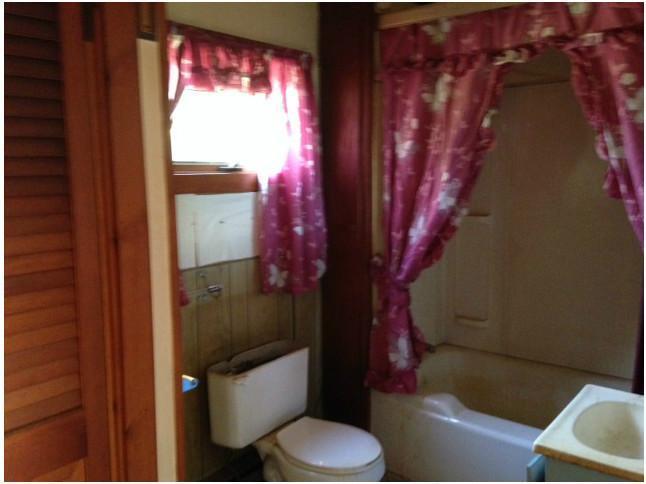 962 Beach Road Lincolnville, ME 04849 - Photo 4 of 9 Bathroom.