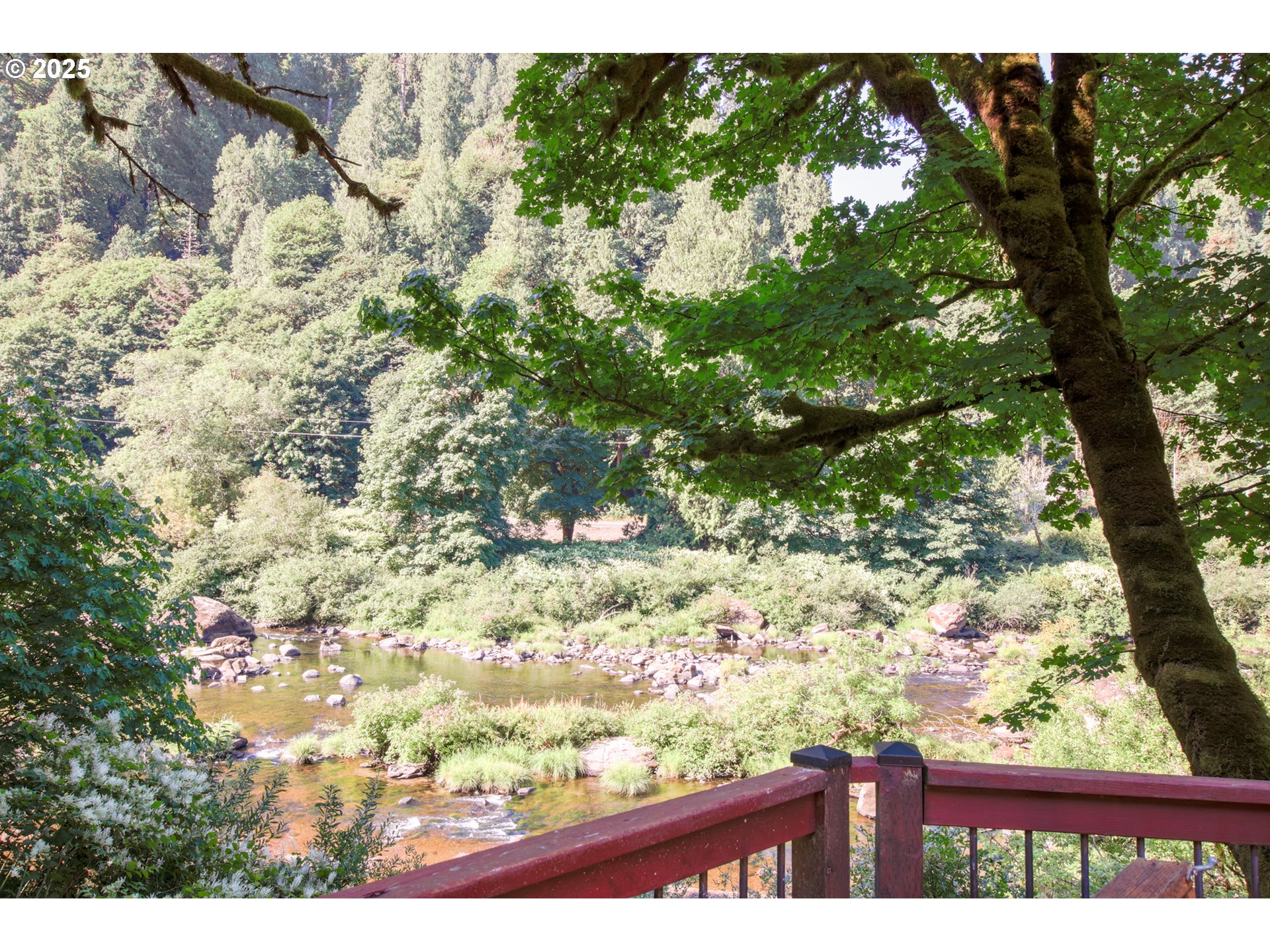 11425 East Mapleton Road Mapleton, OR 97453 - Photo 3 of 36