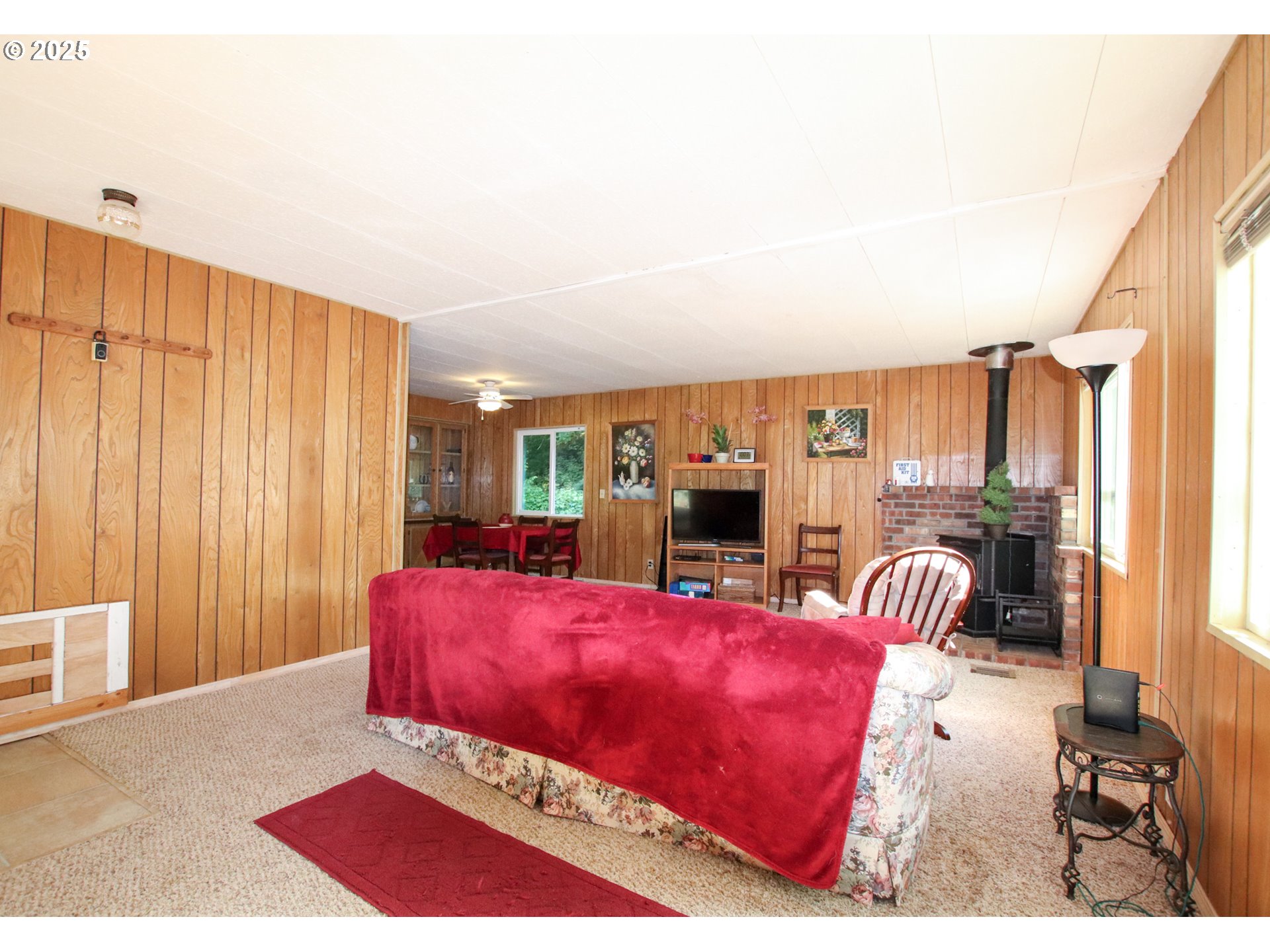 11425 East Mapleton Road Mapleton, OR 97453 - Photo 4 of 36