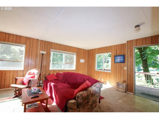 $345,000 | 11425 East Mapleton Road, Mapleton, OR 97453