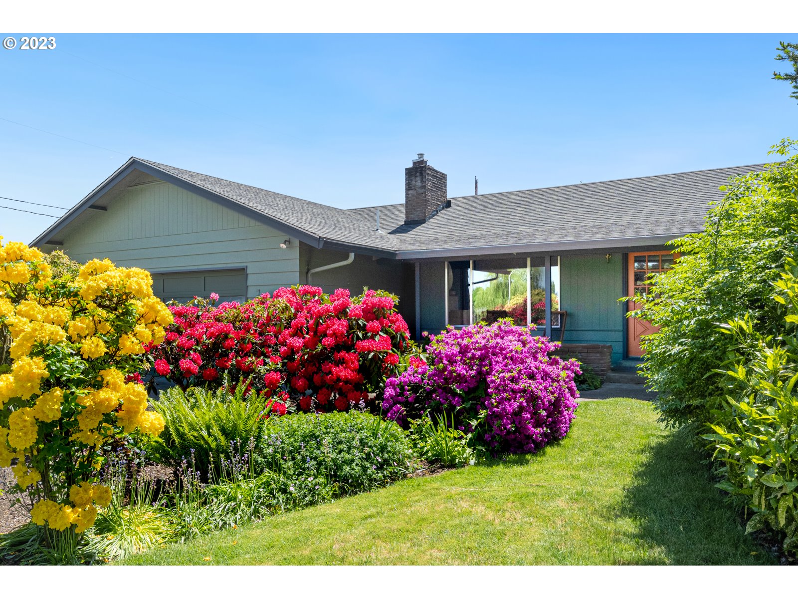 20030 Southwest Kinnaman Road Aloha, OR 97078 - Photo 1 of 33 Gallery Image 1