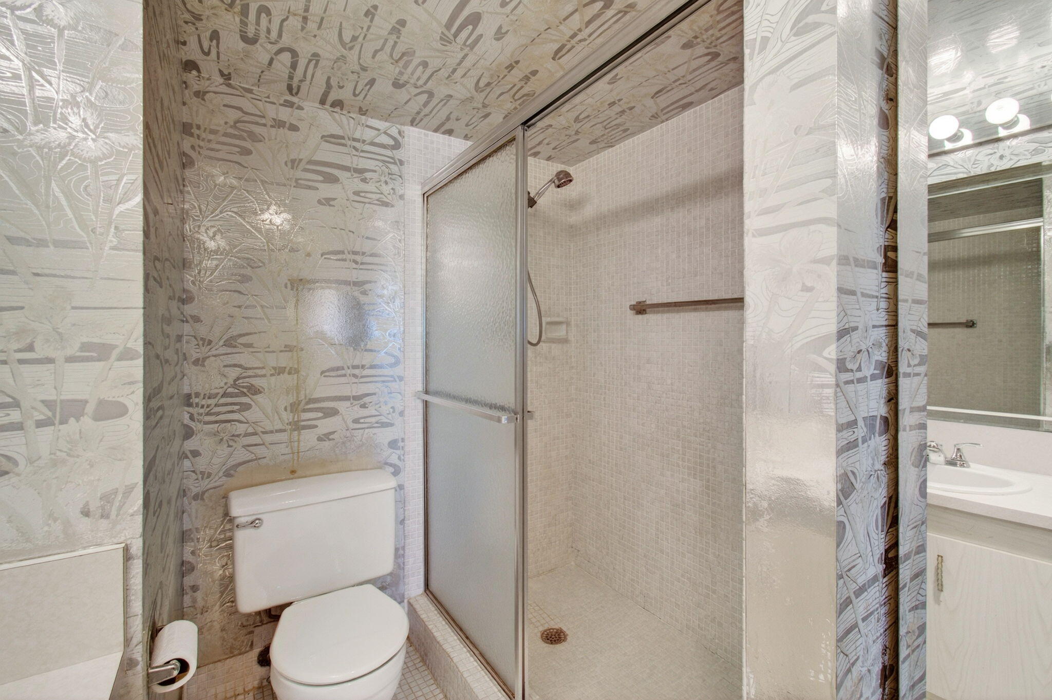 3044 Lincoln A Boca Raton, FL 33434 - Photo 35 of 100 41-web-or-mls-DSC_3574