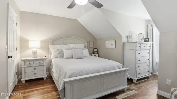 $520,000 | 619 Farragut Commons Drive, Knoxville, TN 37934