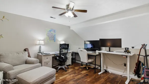 $520,000 | 619 Farragut Commons Drive, Knoxville, TN 37934
