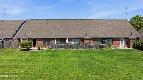 $520,000 | 619 Farragut Commons Drive, Knoxville, TN 37934