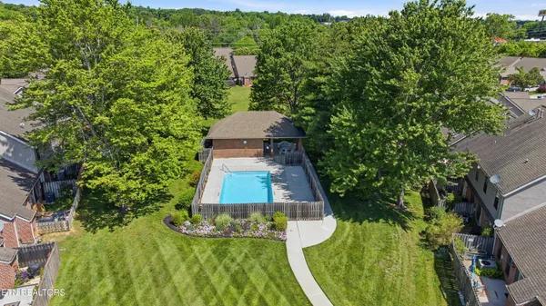 $520,000 | 619 Farragut Commons Drive, Knoxville, TN 37934