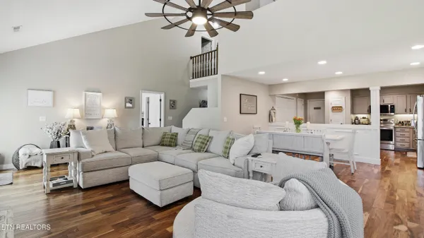 $520,000 | 619 Farragut Commons Drive, Knoxville, TN 37934