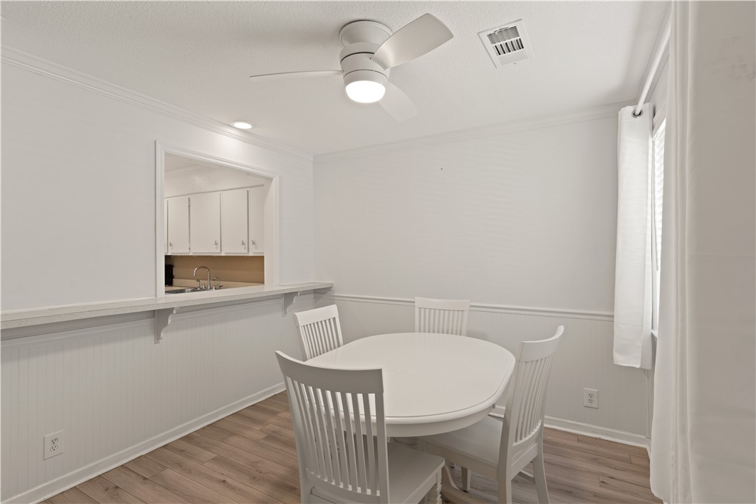 1000 Mallery St Extension, Unit B5 St. Simons Island, GA 31522 - Photo 6 of 24