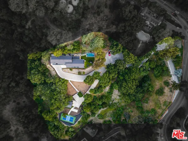 $65,000 | 3140 Coldwater Canyon Avenue, Studio City, CA 91604