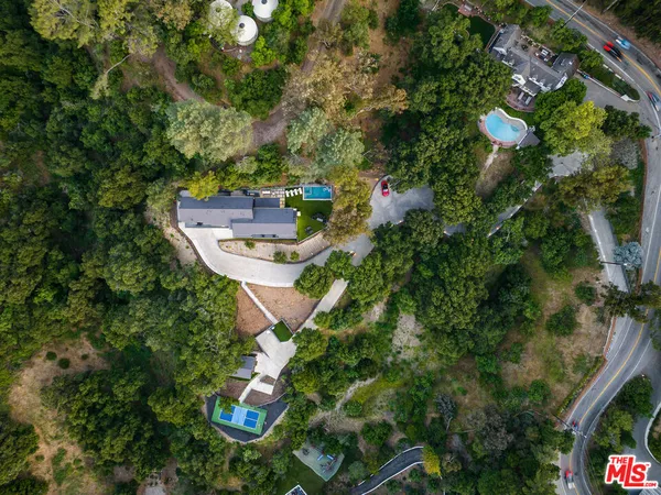 $65,000 | 3140 Coldwater Canyon Avenue, Studio City, CA 91604