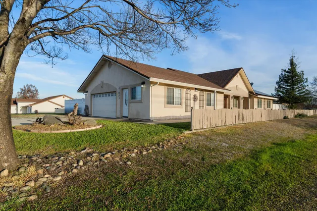 a outdoor view with a outdoor space