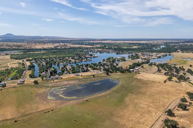 $449,900 | 21853 Preston Place, Cottonwood, CA 96022