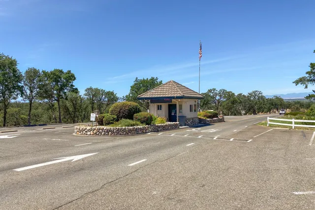 $449,900 | 21853 Preston Place, Cottonwood, CA 96022