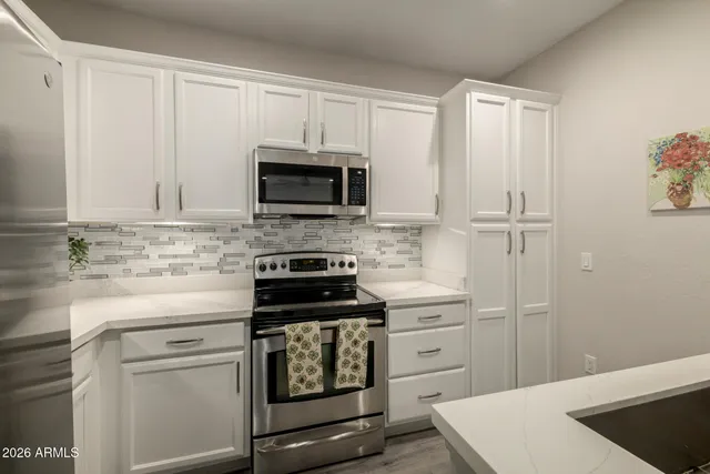 $490,000 | 3935 East Rough Rider Road, Unit 1071, Phoenix, AZ 85050