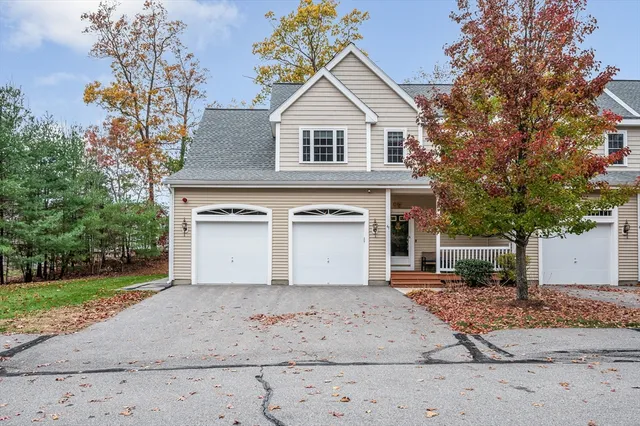 $569,900 | 47 Hanna Circle, Unit 47, Merrimack, NH 03054