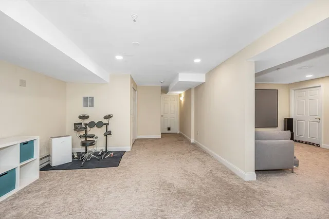 $569,900 | 47 Hanna Circle, Unit 47, Merrimack, NH 03054