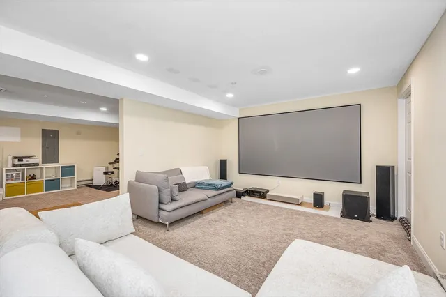 $569,900 | 47 Hanna Circle, Unit 47, Merrimack, NH 03054