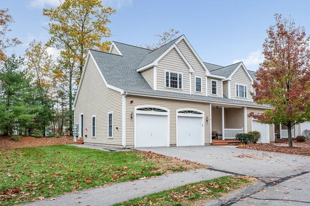 $569,900 | 47 Hanna Circle, Unit 47, Merrimack, NH 03054