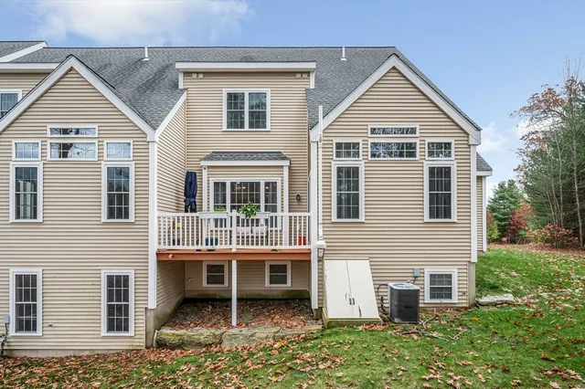 $569,900 | 47 Hanna Circle, Unit 47, Merrimack, NH 03054