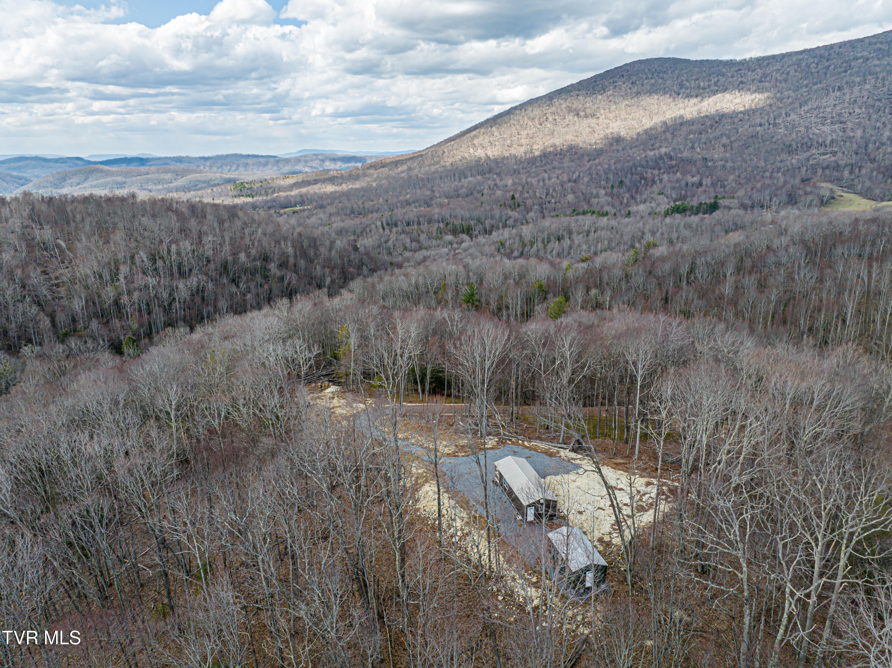 108 Whitetop Gap Road Damascus, VA 24236 - Photo 6 of 39 Whitetop Gap-18