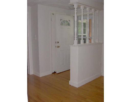 27 Chalmers Street Springfield, MA 01118 - Photo 6 of 15