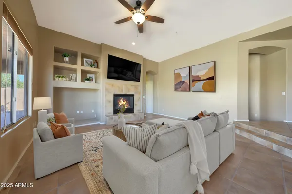 $784,000 | 8232 West Crocus Drive, Peoria, AZ 85381