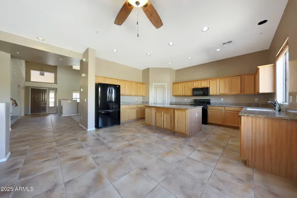 $784,000 | 8232 West Crocus Drive, Peoria, AZ 85381