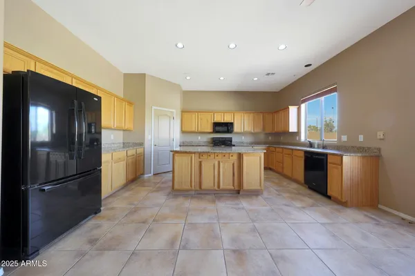 $784,000 | 8232 West Crocus Drive, Peoria, AZ 85381