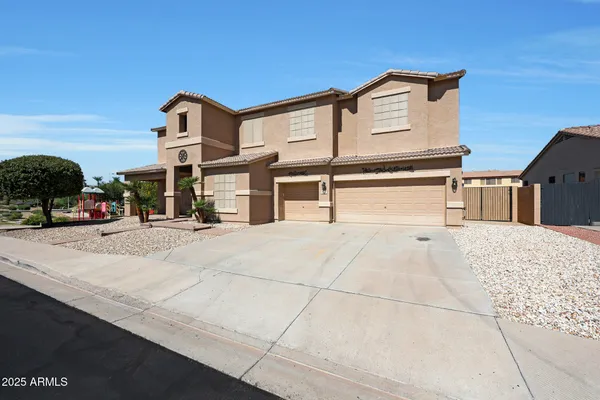 $784,000 | 8232 West Crocus Drive, Peoria, AZ 85381