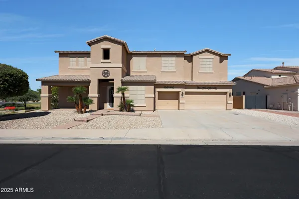 $784,000 | 8232 West Crocus Drive, Peoria, AZ 85381