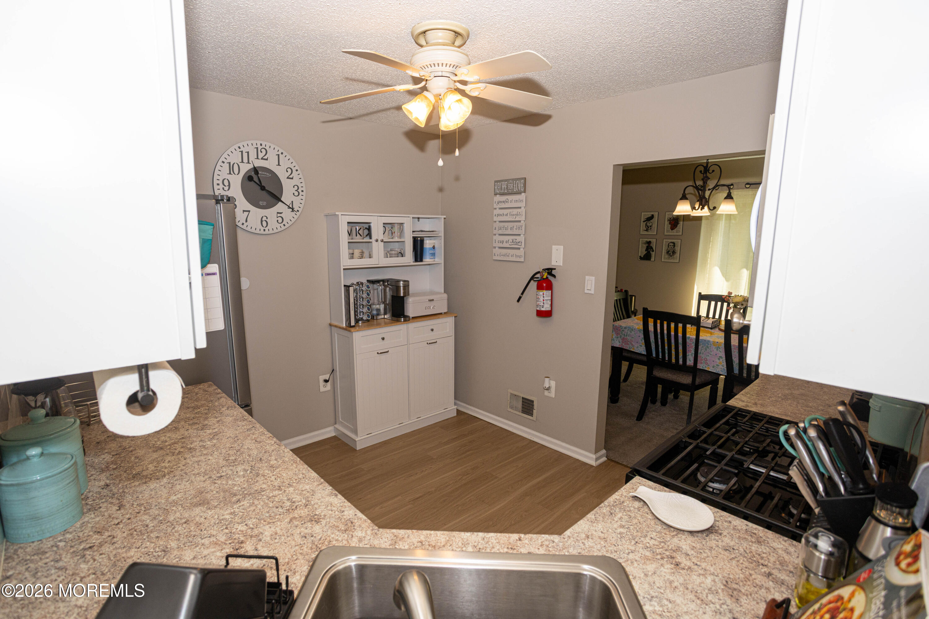 43 Farnham Square, Unit 243 Parlin, NJ 08859 - Photo 15 of 37 0014a