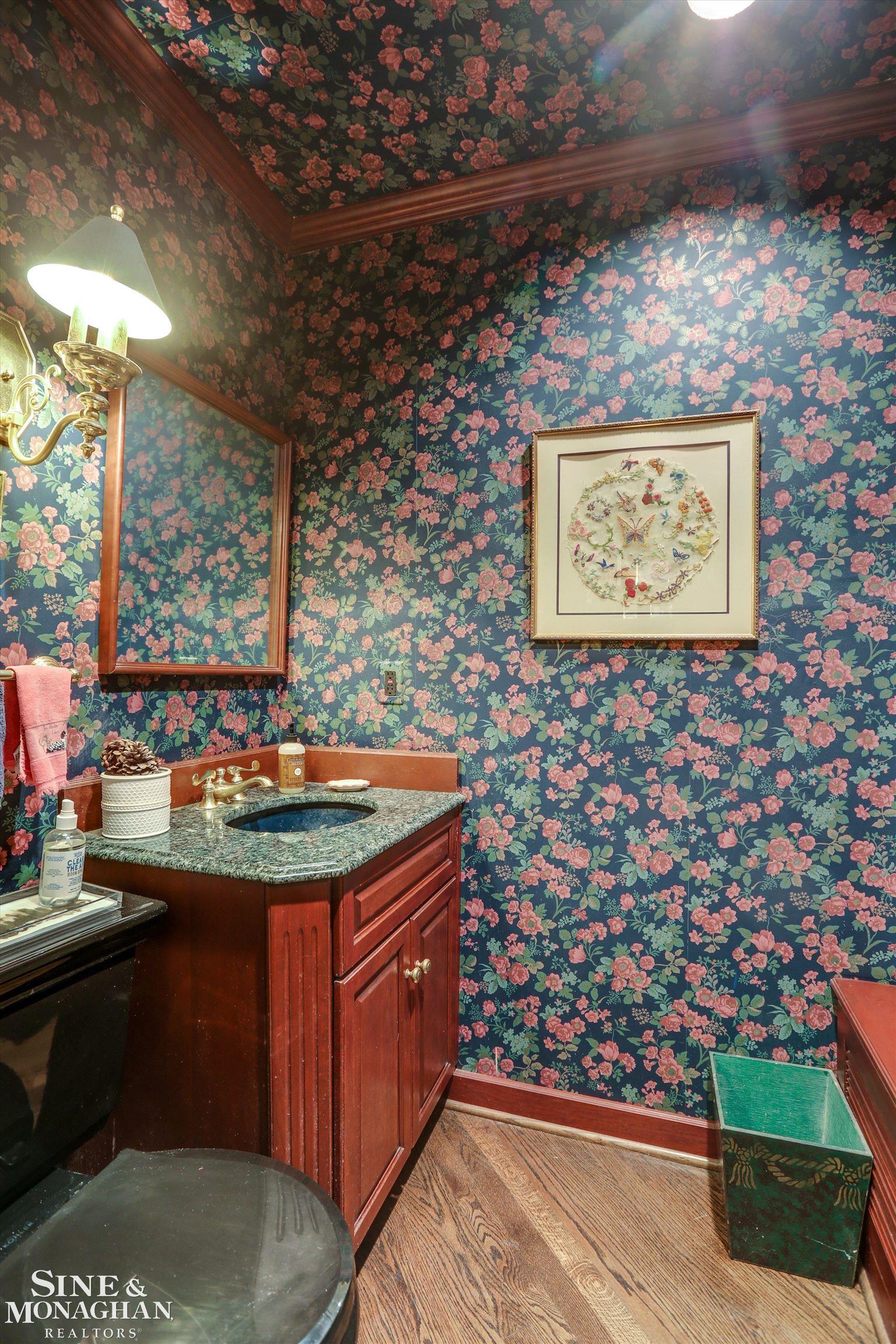 274 Lewiston Road Grosse Pointe Farms, MI 48236 - Photo 23 of 55