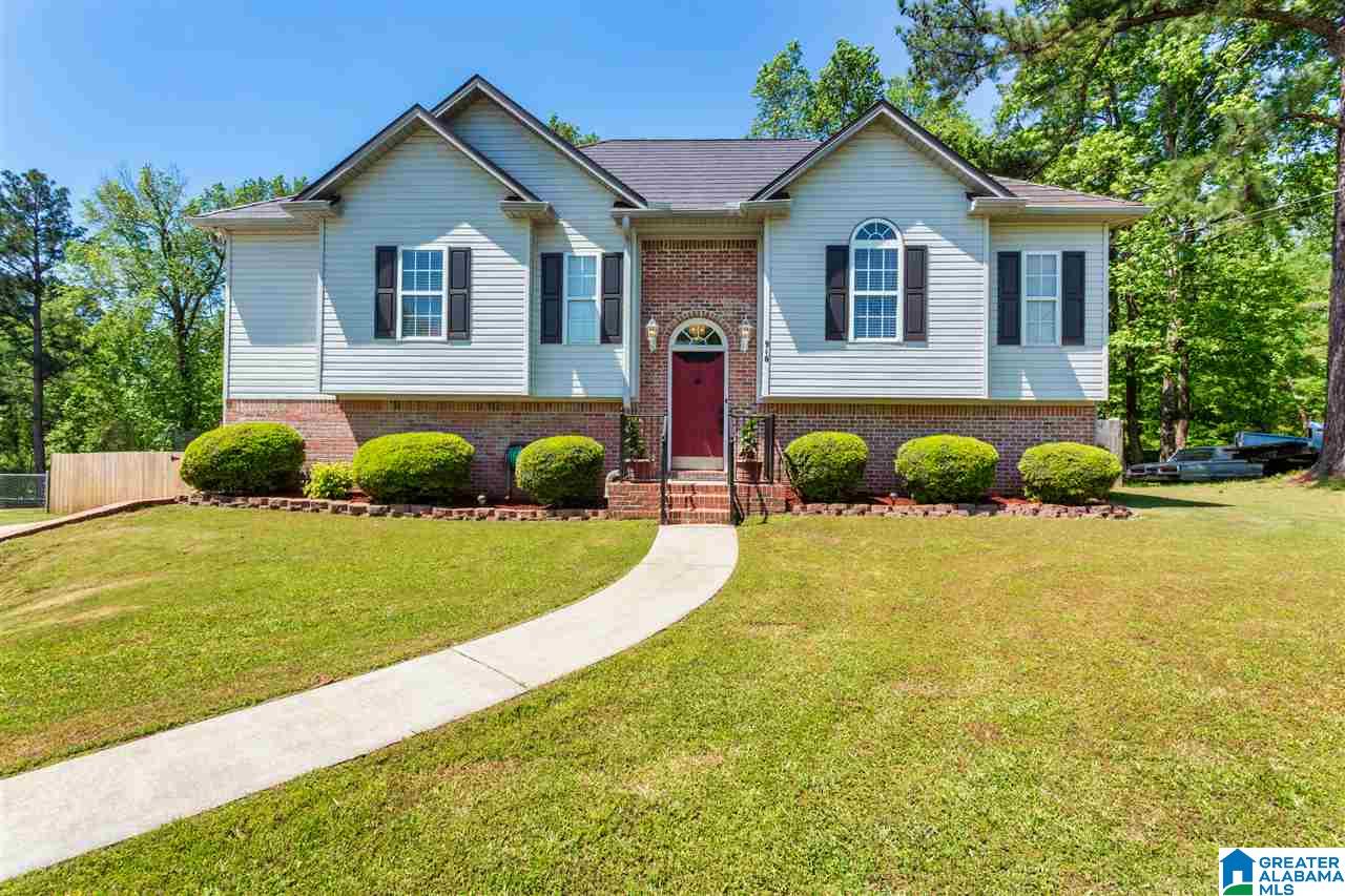 916 Arkadelphia Road Warrior, AL 35180 - Photo 1 of 49