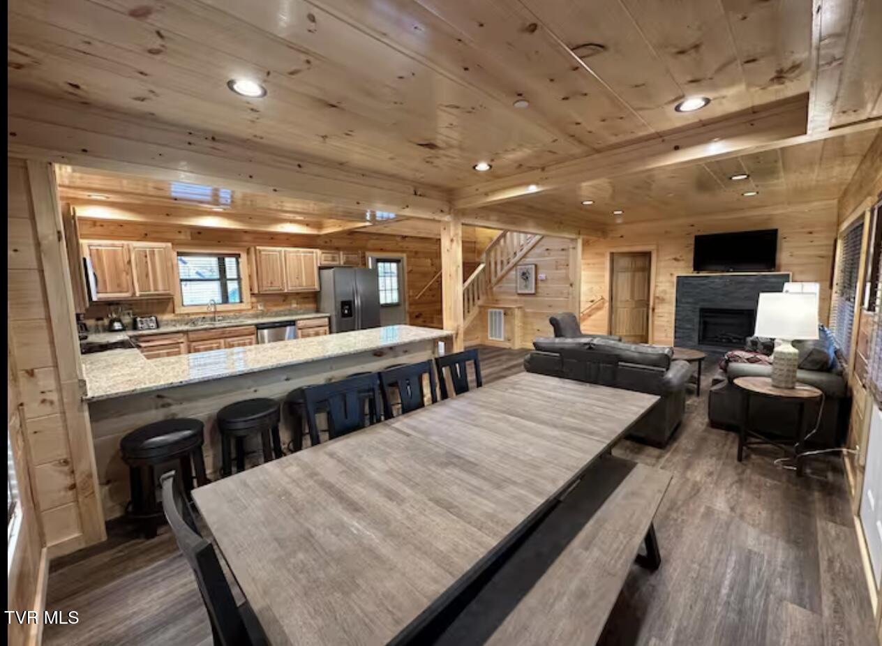 821 String Run Way Pigeon Forge, TN 37863 - Photo 15 of 67 IMG_7773