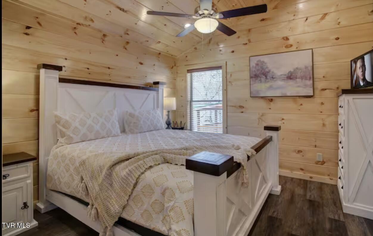 821 String Run Way Pigeon Forge, TN 37863 - Photo 20 of 67 IMG_7785