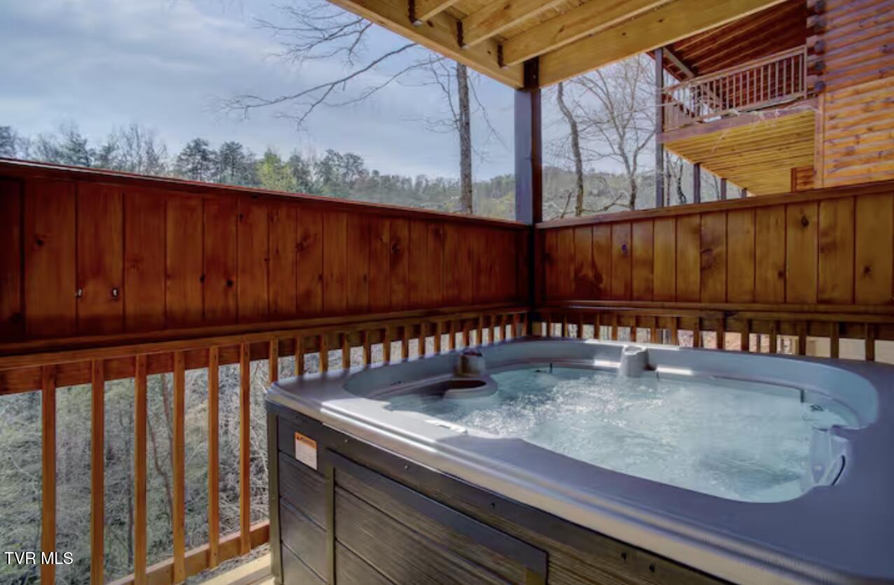 821 String Run Way Pigeon Forge, TN 37863 - Photo 21 of 67 IMG_7834