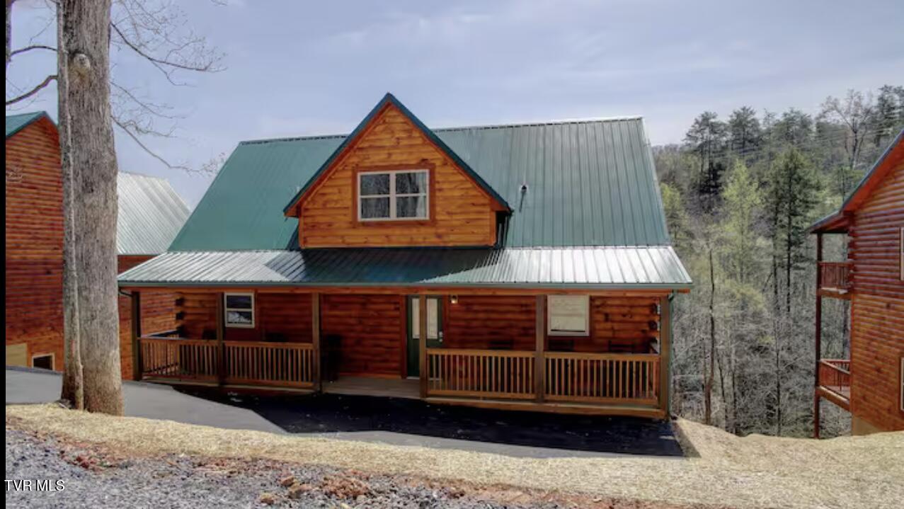 821 String Run Way Pigeon Forge, TN 37863 - Photo 3 of 67 IMG_7832